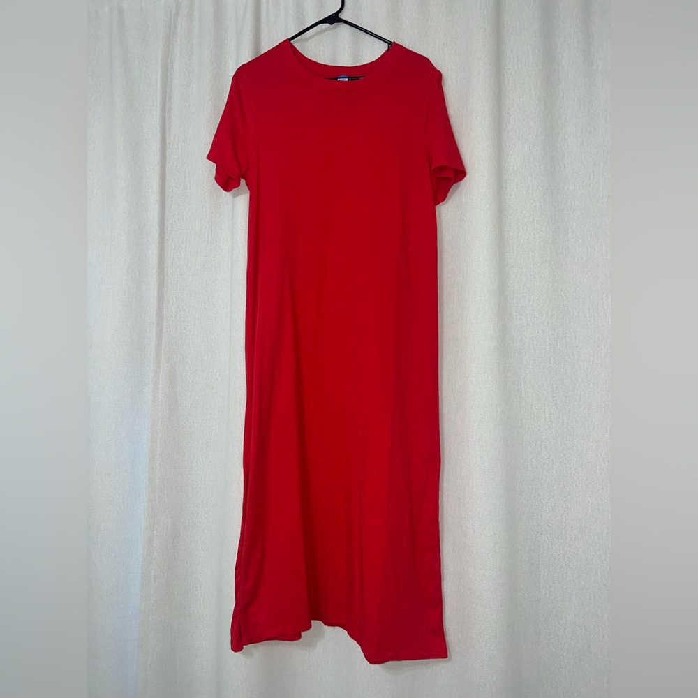 Old Navy Red Petite T Shirt Maxi Dress